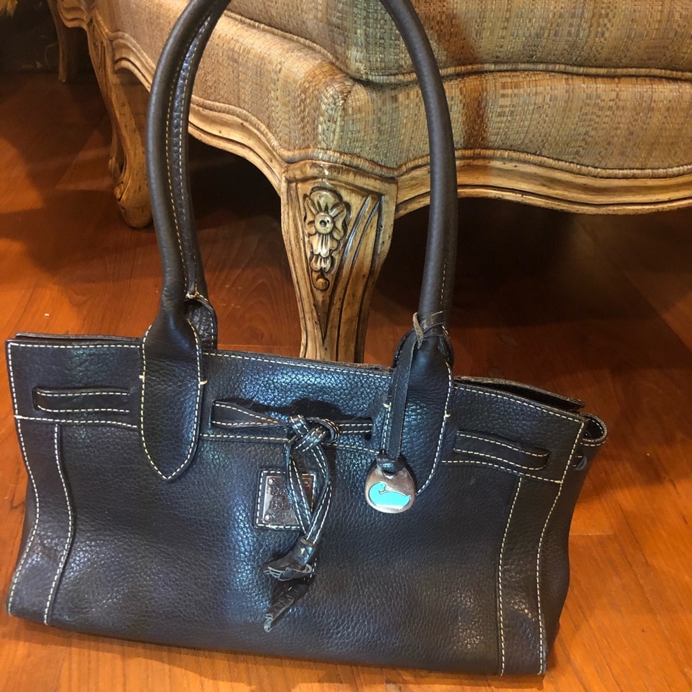 Dooney & Bourke Black Pepple Grain Purse